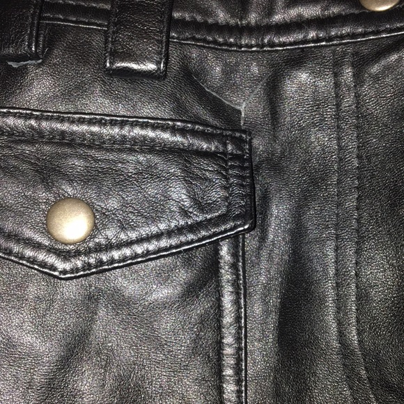 Leather skirt - Picture 3 of 4